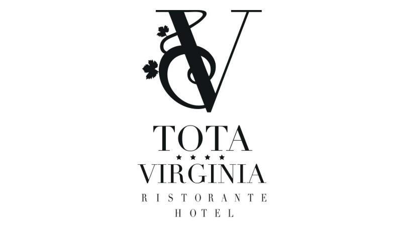 Tota Virginia Antico Podere Hotel Сералунга д'Алба Екстериор снимка